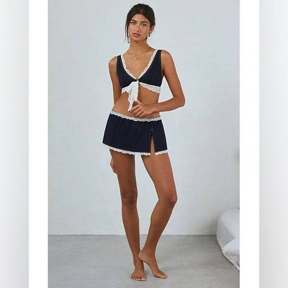 UO Out From Under Cowgirl Logic Denim Plunge Bralette - Picture 4 of 11